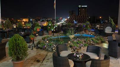 رستوران بام هتل بین المللی قصر طلایی مشهد